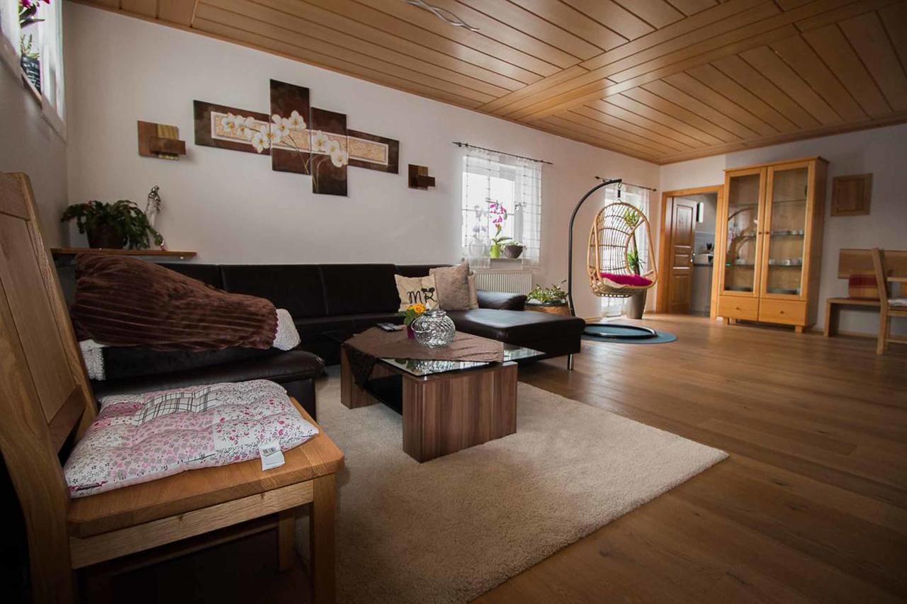 Ferienwohnung Mirtei 호헨나우 외부 사진